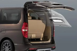 Practical Private Car Singapore JB - Hyundai Grand Starex interior